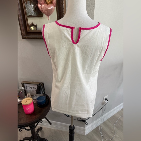 Disney White Top with Colorful Embroidery - Picture 3 of 6